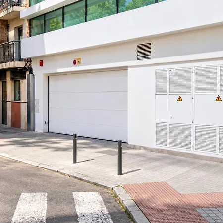 Apto Gran Capitán Center Ii - Parking Incluido Appartamento